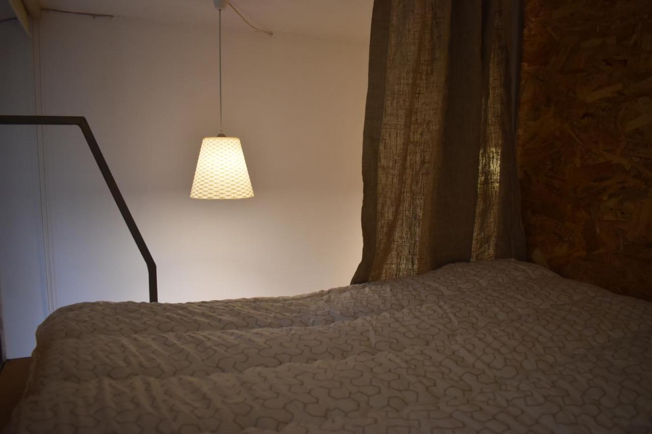 Sleep Studio Hostel 耶烈万 外观 照片