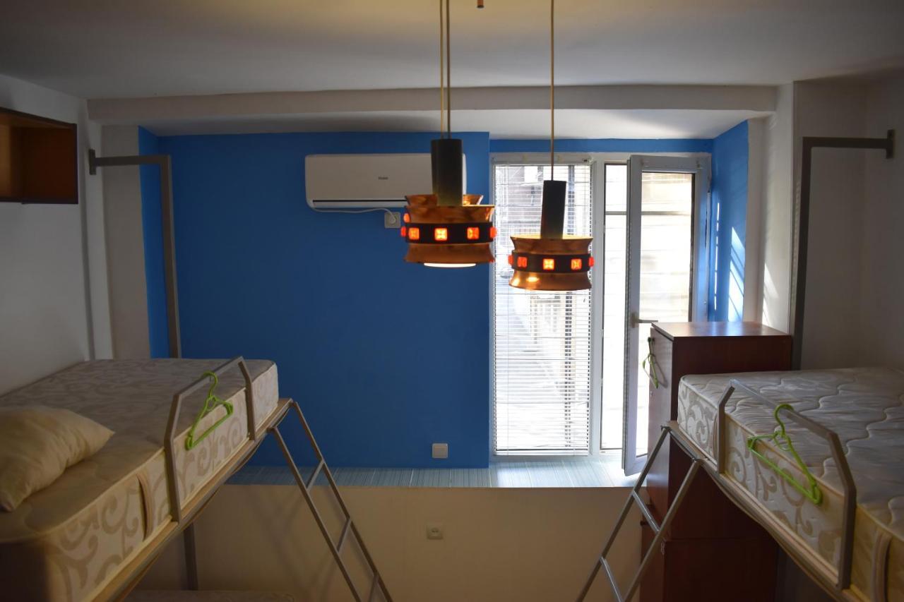 Sleep Studio Hostel 耶烈万 外观 照片